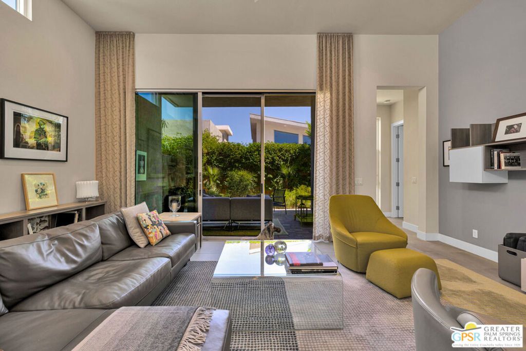 listing image 130724372100521723285