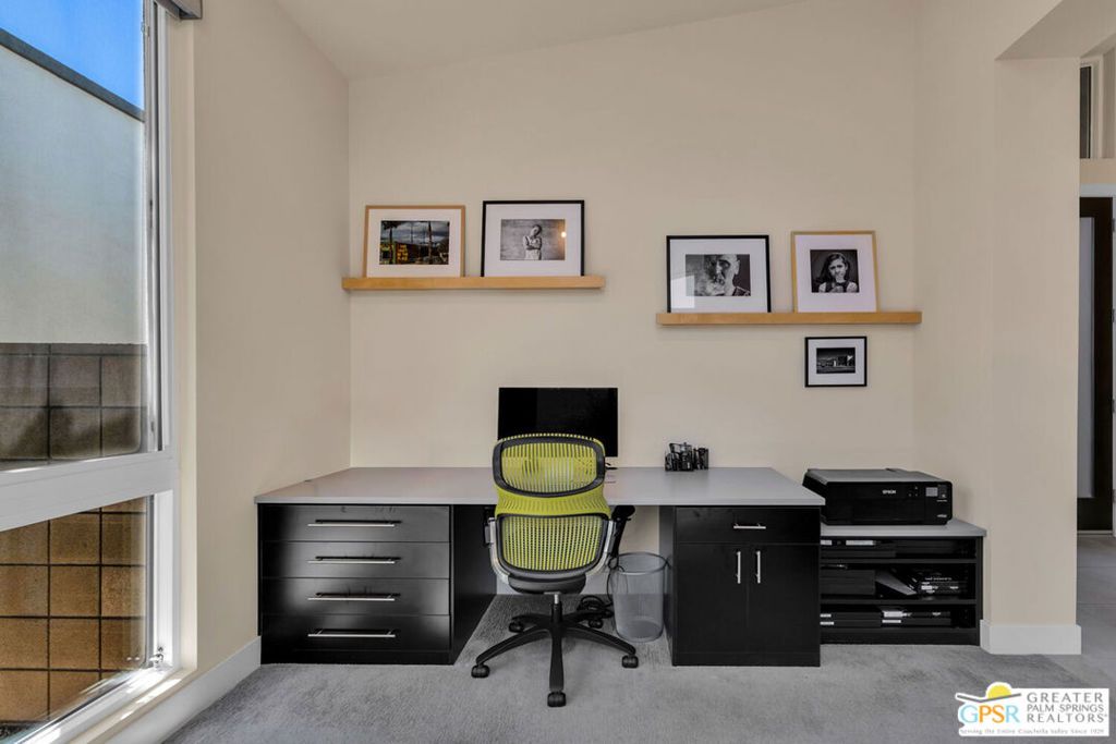 listing image 130724459763614161834