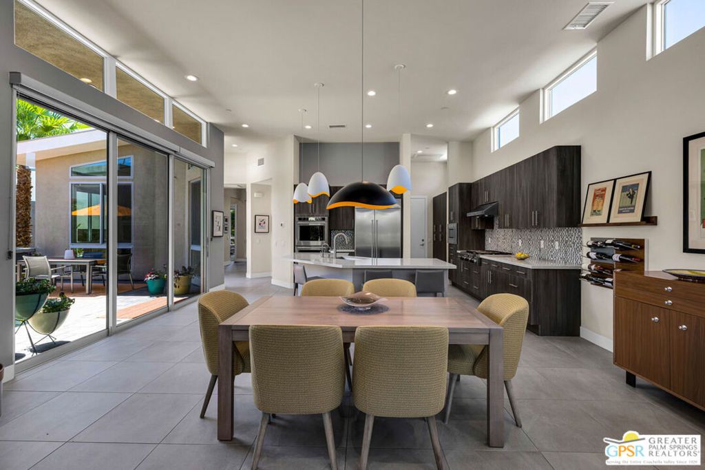 listing image 130720113629624673250