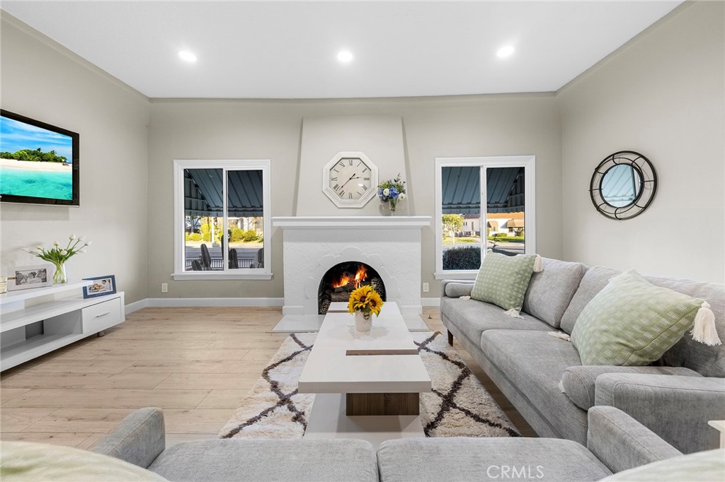 1705 S Fremont