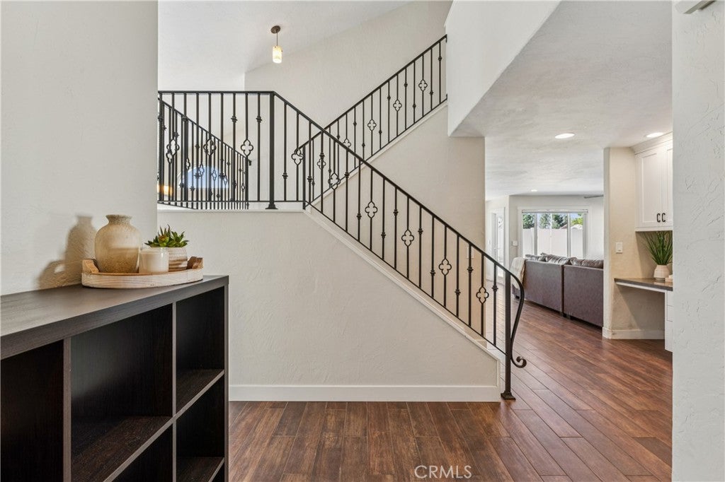 6763 Ridgeside Drive