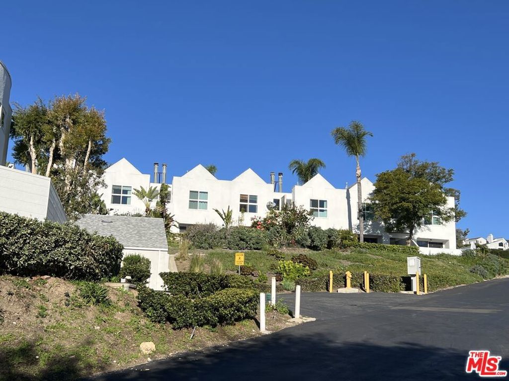 Photo of 28711 Pacific Coast Highway #10, Malibu, CA 90265 (MLS # 25629255)