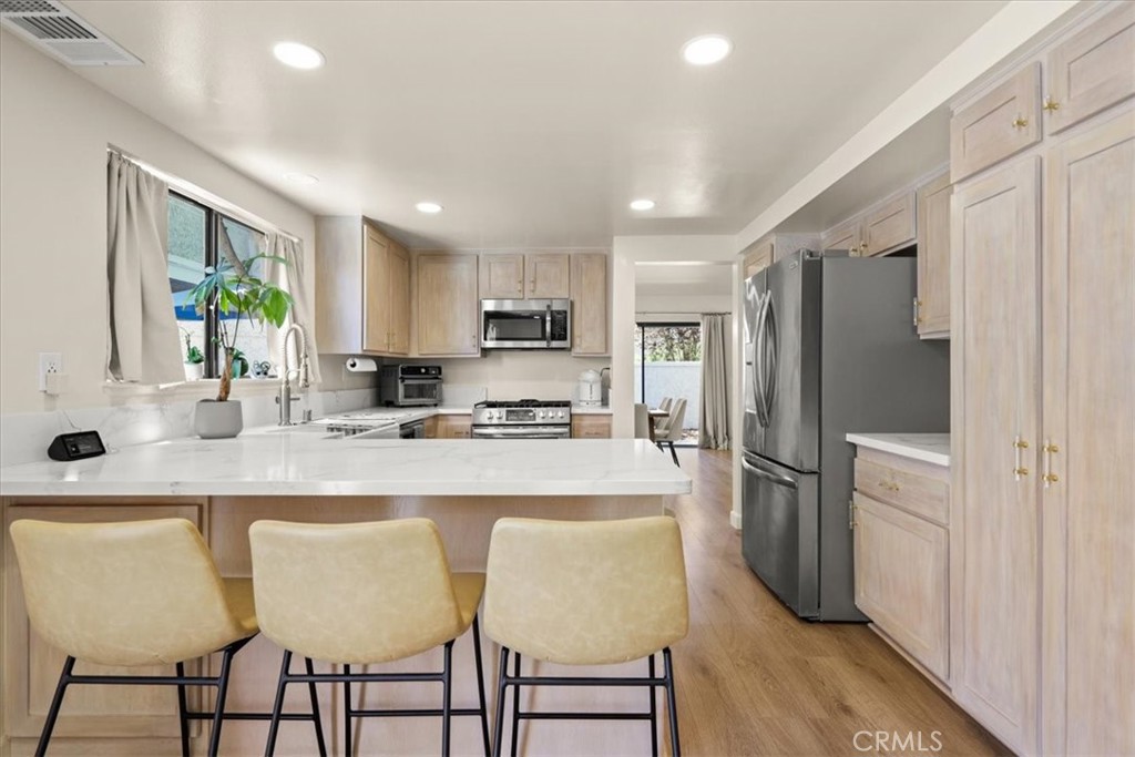 Oak Park (867) - Residential