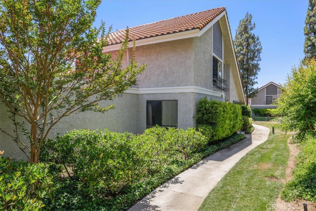 Oak Park (867) - Residential
