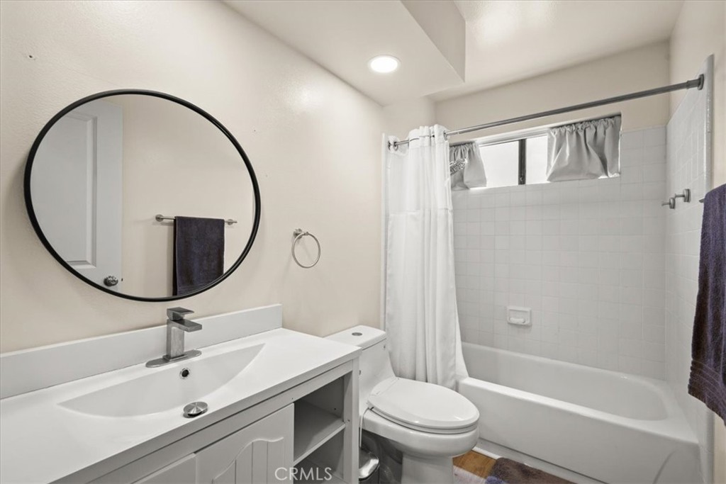 Oak Park (867) - Residential