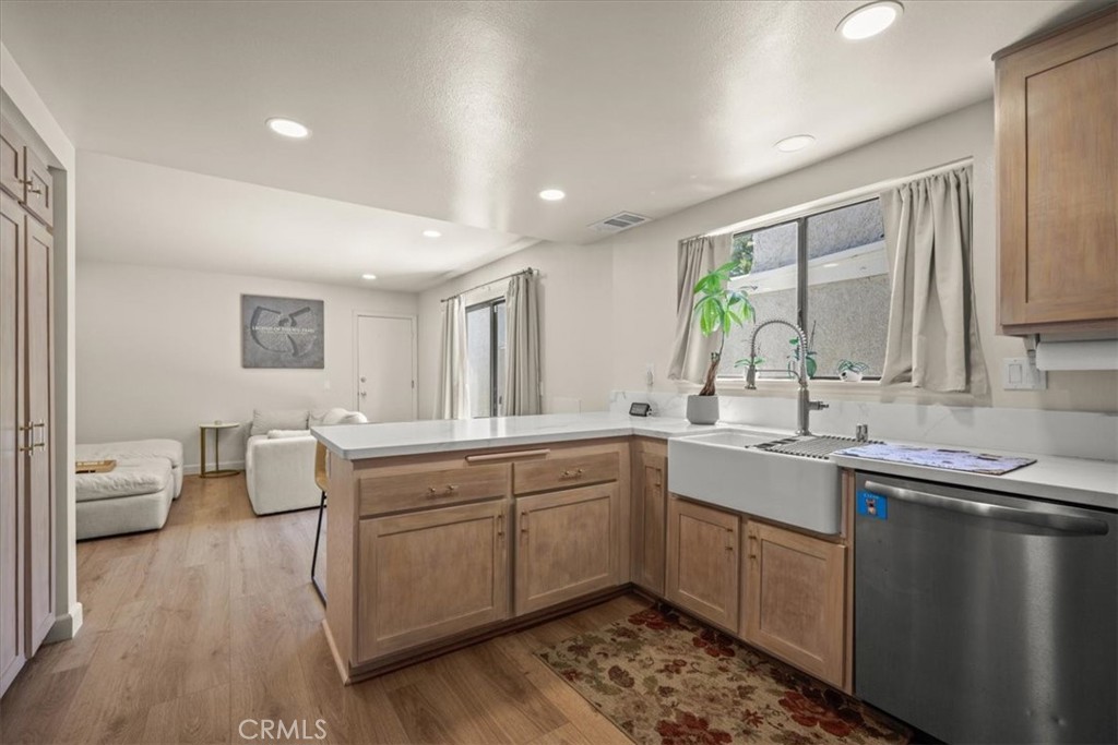 Oak Park (867) - Residential
