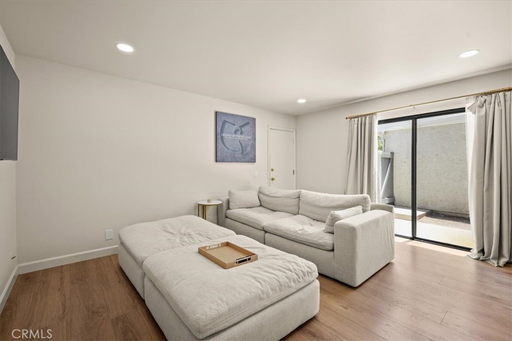 Oak Park (867) - Residential