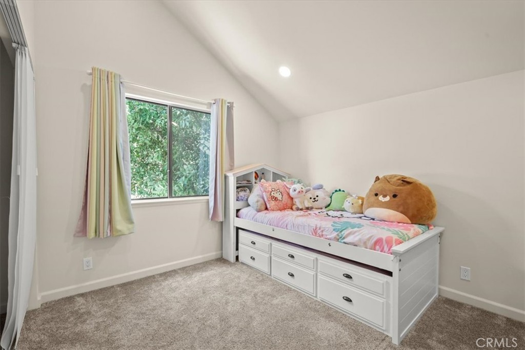 Oak Park (867) - Residential