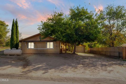 Photo of 41 Lakeview Drive, Wofford Heights, CA 93285 (MLS # V1-33108)
