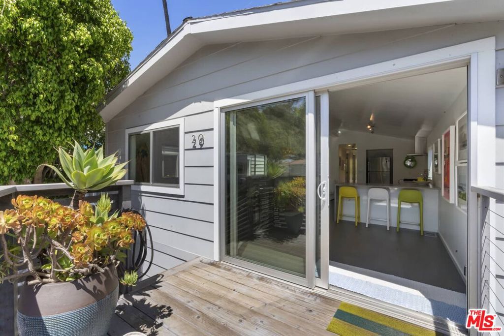 29 Paradise Cove Road