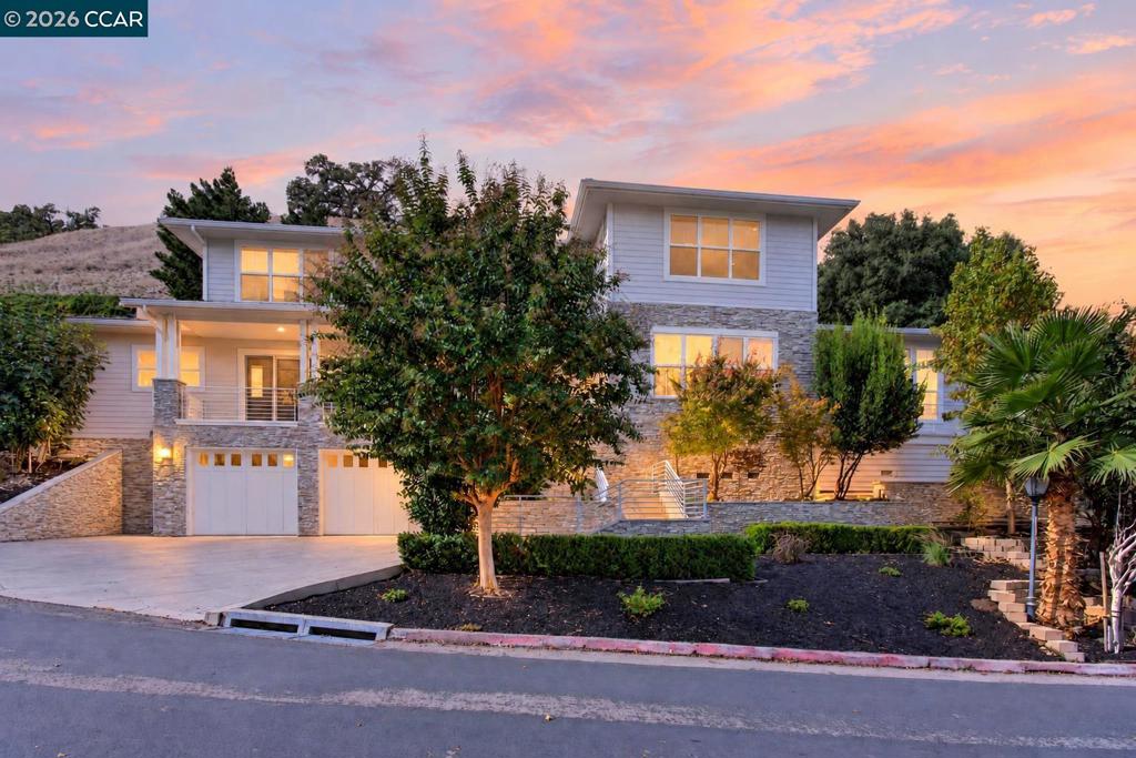 116 Mystic Pl