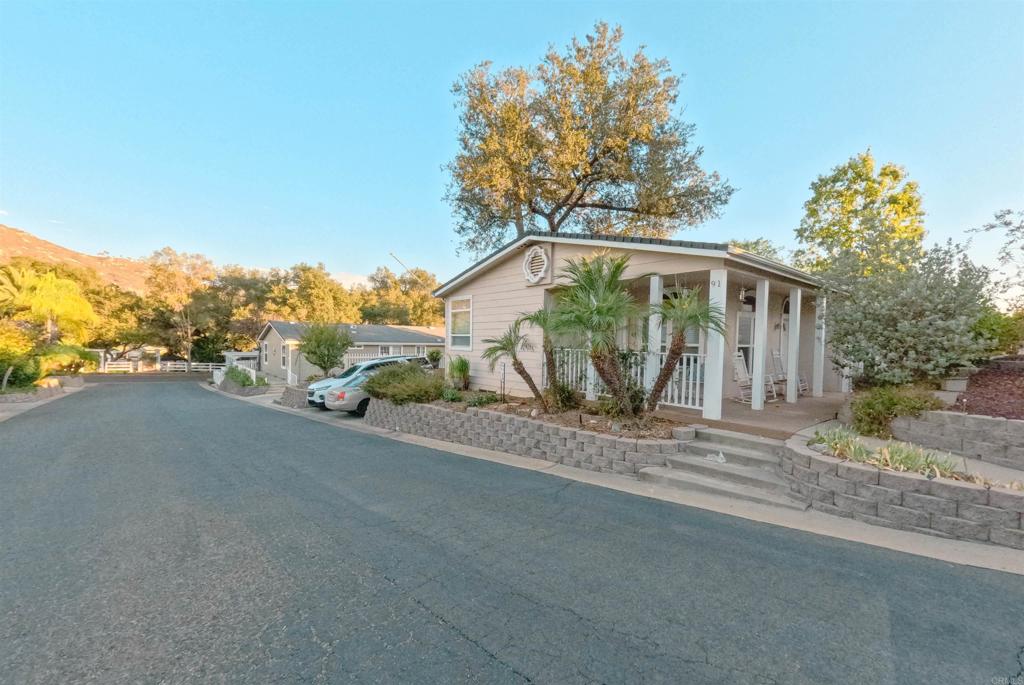 2239 Black Canyon Rd 91