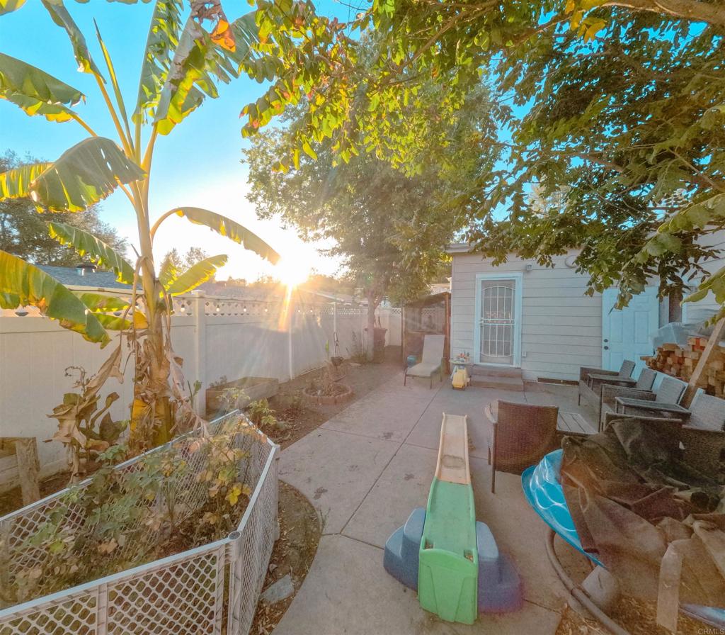 2239 Black Canyon Rd 91
