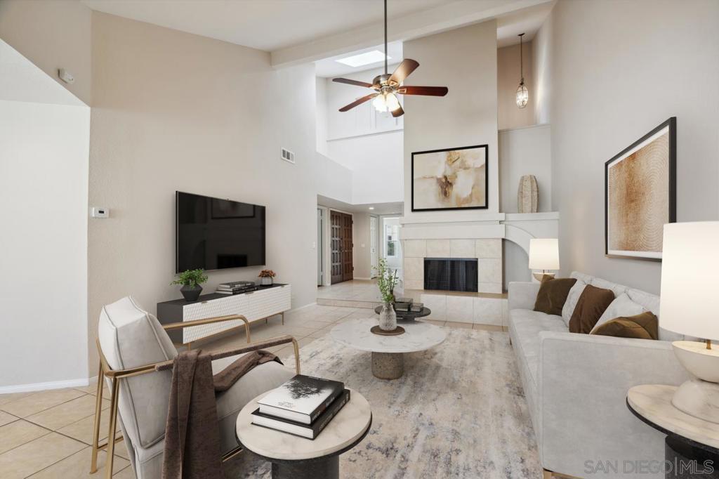 15905 Avenida Villaha 81