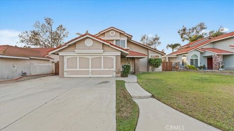 Photo of 1369 Cresta Road, Corona, CA 92879 (MLS # CV26104139)