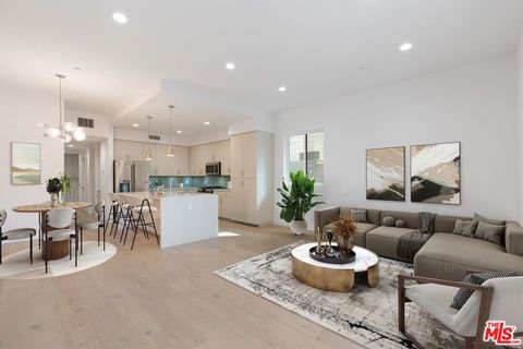 1746 N Garfield Place 101 Hollywood CA 90028