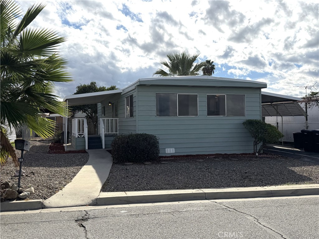 104 Sir Tristram Drive 104