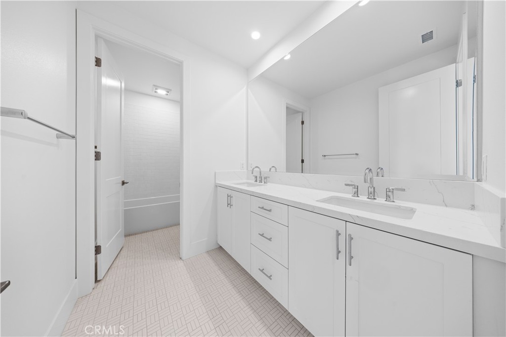 Olivewood - Residential Lease