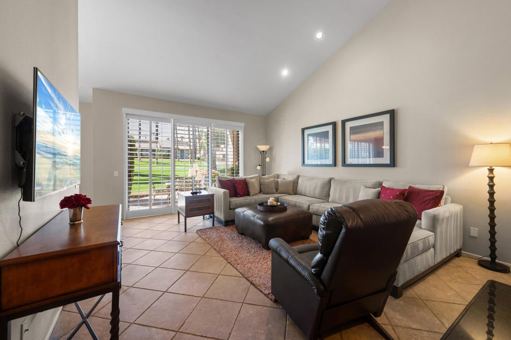 76687 Begonia Lane