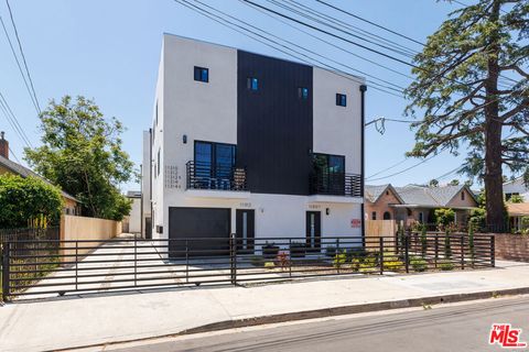 Photo of 11314 Martha Street, North Hollywood, CA 91601 (MLS # 26638147)