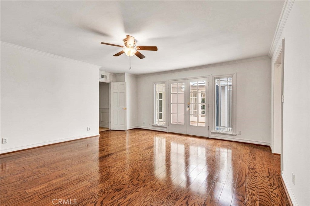 18922 Gregory Lane, Huntington Beach CA 92646 - Photo 22
