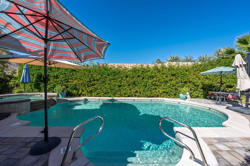 Vista Paseo - Residential