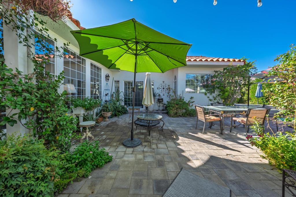 Vista Paseo - Residential