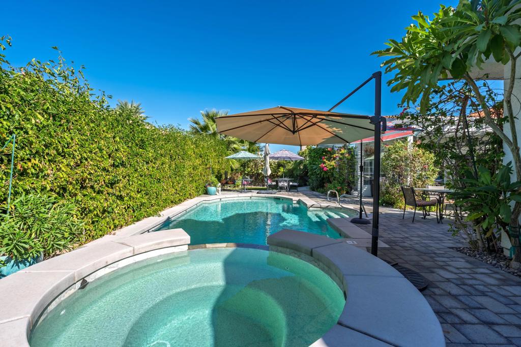 Vista Paseo - Residential