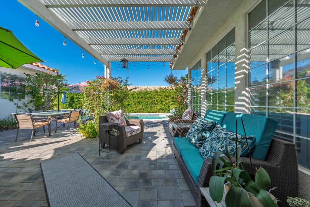 Vista Paseo - Residential