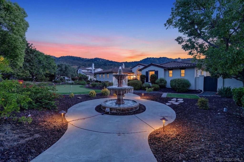 14713 Interlachen Ter