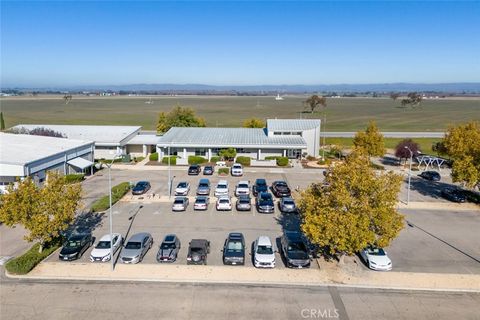 Tiny photo for 4130 Second Wind Way, Paso Robles, CA 93446 (MLS # NS25271406)