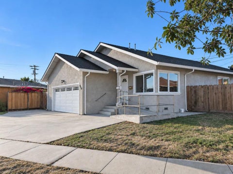 Photo of 624 John Street, Salinas, CA 93905 (MLS # ML82063106)