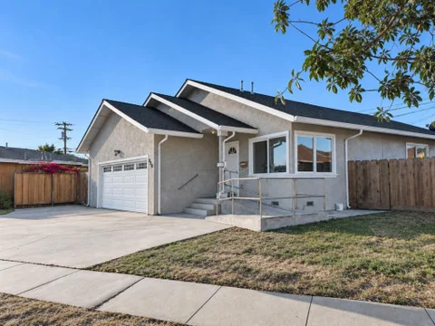 MLS: ML82063106