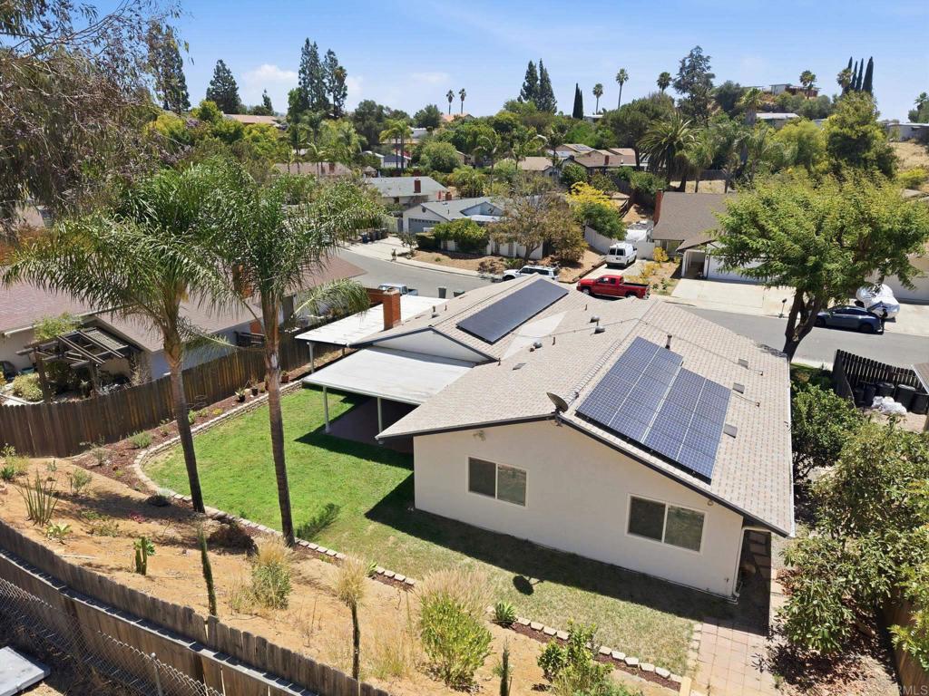 1448 Esperanza Way