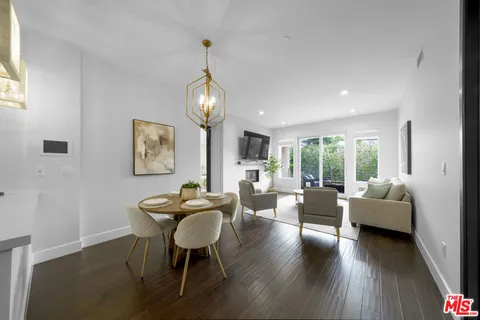 1318 Roxbury Drive Unit 219, Los Angeles, CA 90035 - MLS#: 26642723