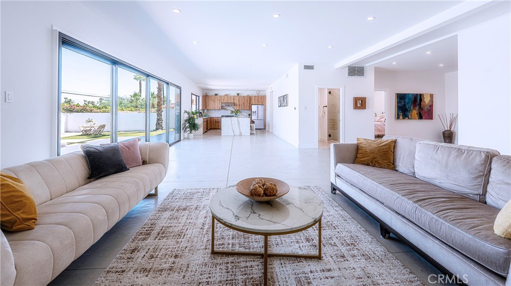 El Paseo Village (32310) - Residential