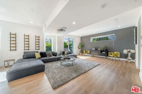 Photo of 4637 Laurel Canyon Boulevard, Valley Village, CA 91607 (MLS # 25604875) Photo of 4637 Laurel Canyon Boulevard, Valley Village, CA 91607 (MLS # 25604875)