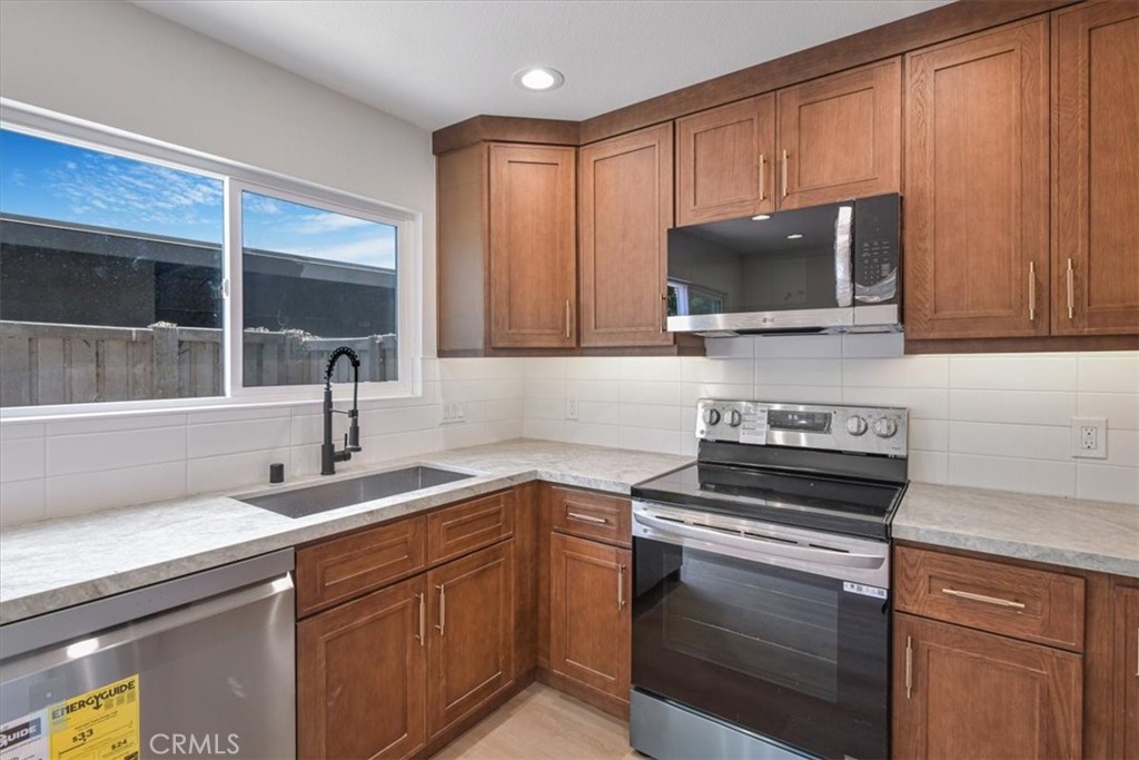 229 Springview