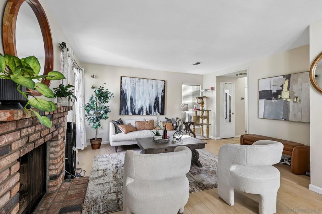 8365 broadway 8
