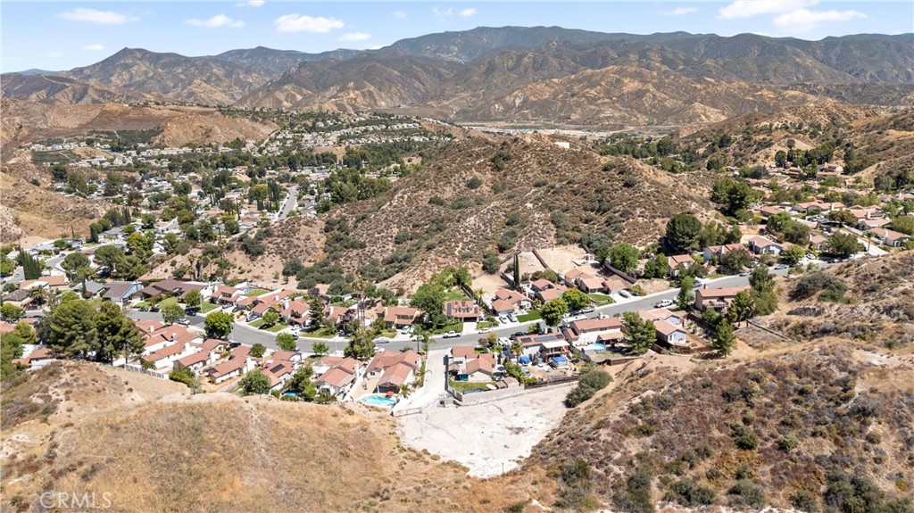 15221 Poppy Meadow
