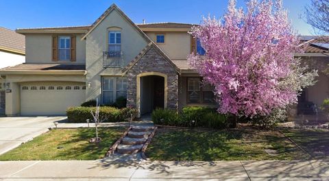 Photo of 10022 Spring View Way, Elk Grove, CA 95757 (MLS # ML82042641)