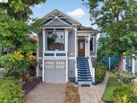 Photo of 1320 9Th St ST, Alameda, CA 94501 (MLS # 41146675)