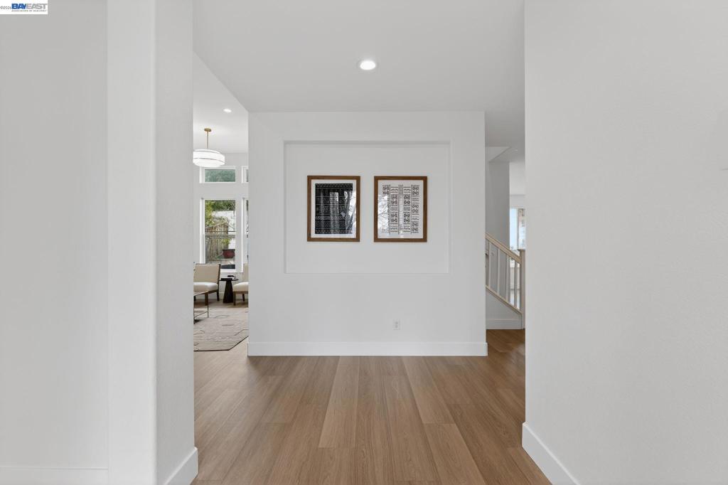 5071 5071 Winterbrook Ave