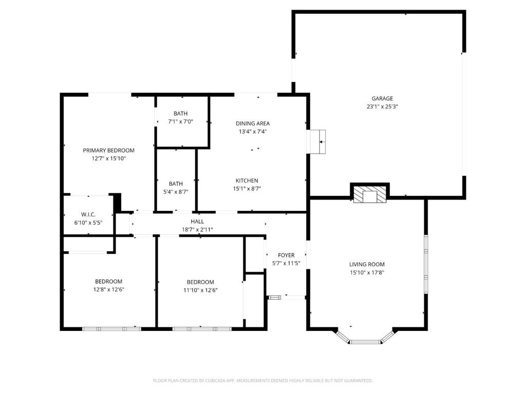 Main image without alt text