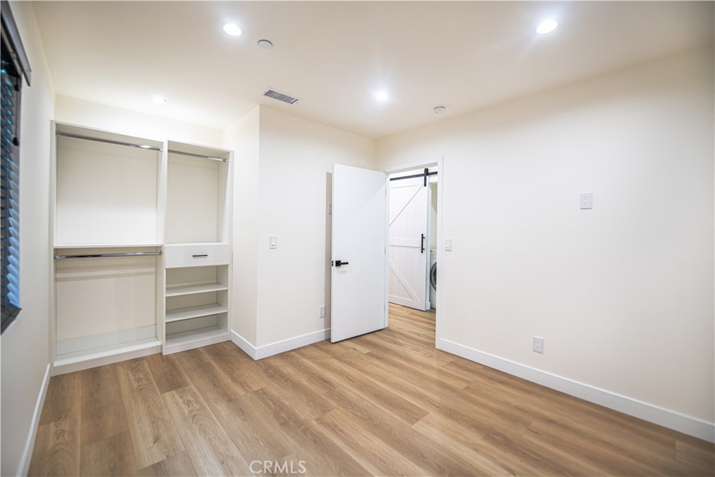 Properties 4 7760 Independence Avenue