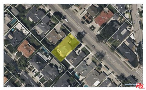 Photo of 14826 W Sunset Boulevard, Pacific Palisades, CA 90272 (MLS # 26826901)