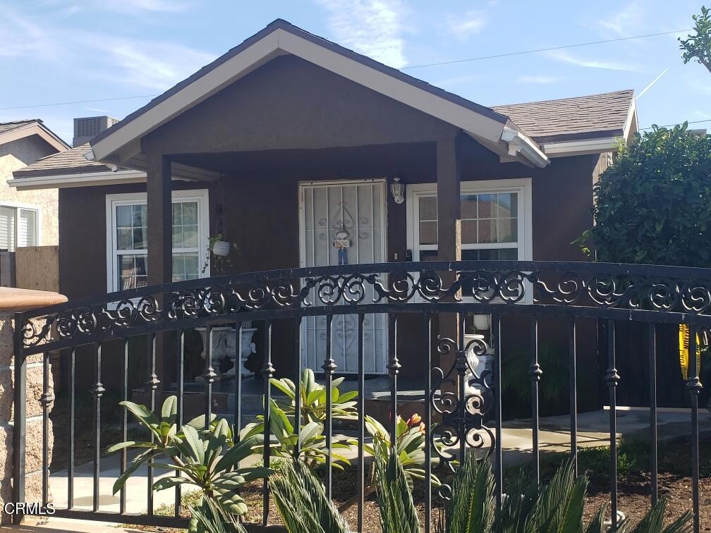 Amazing opportunity in Pico Rivera! 4134 Maris is a perfect starter or investment opportunity which tons of value add potential. The property boasts 3 bedrooms and is in great condition. The neighborhood is very desirable with tons of freeway access nearby to get you wherever you need to go. You won't want to miss this opportunity!