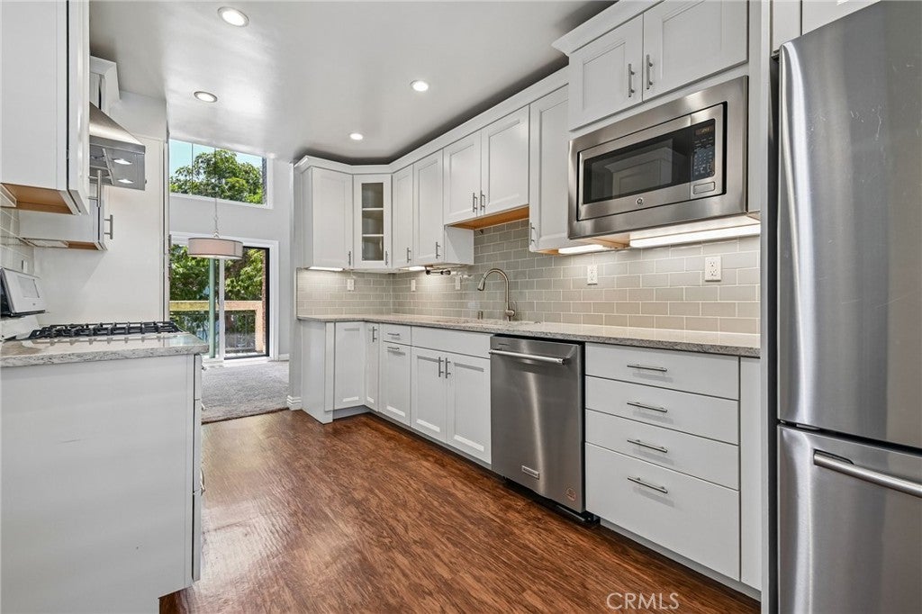 12321 Ocean Park Boulevard 14