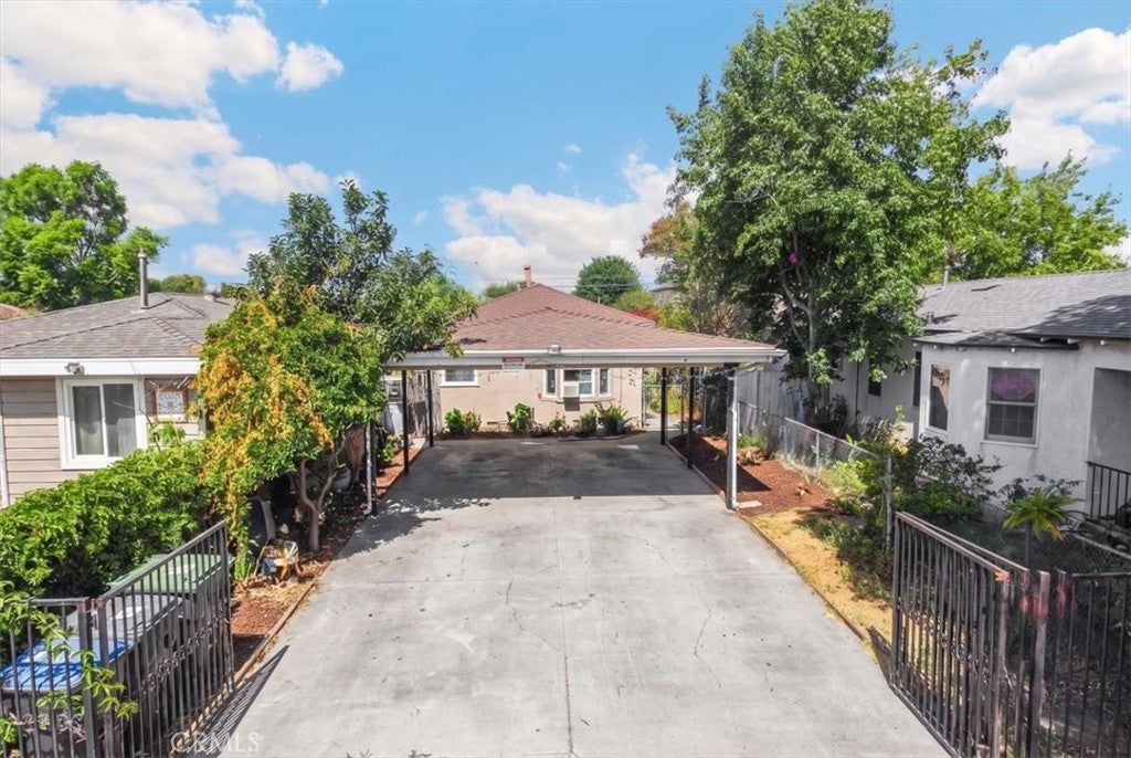 304 N Susan ST
