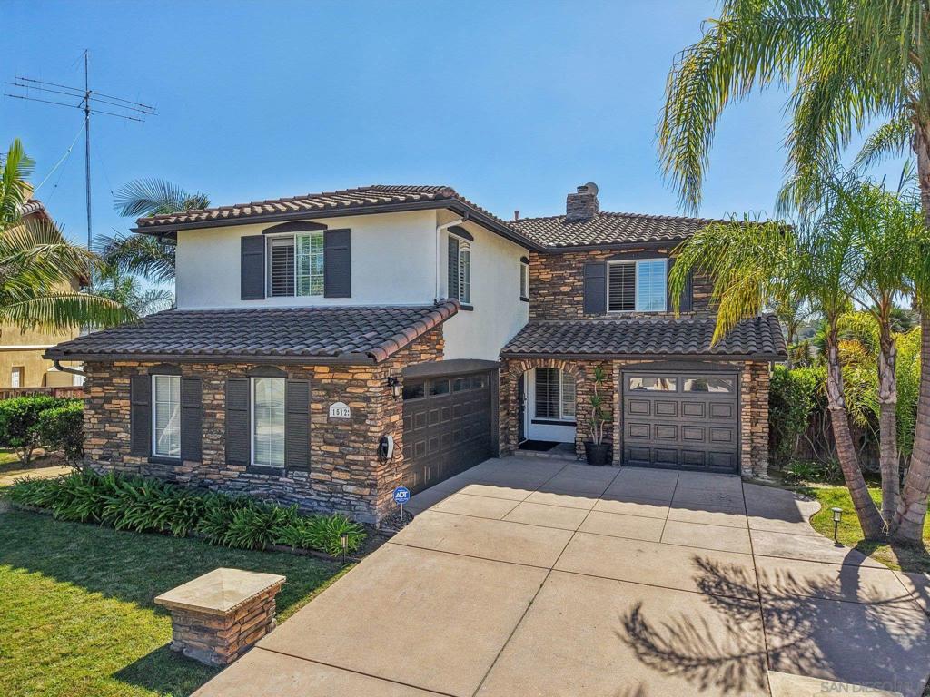 1512 Thomas Pl